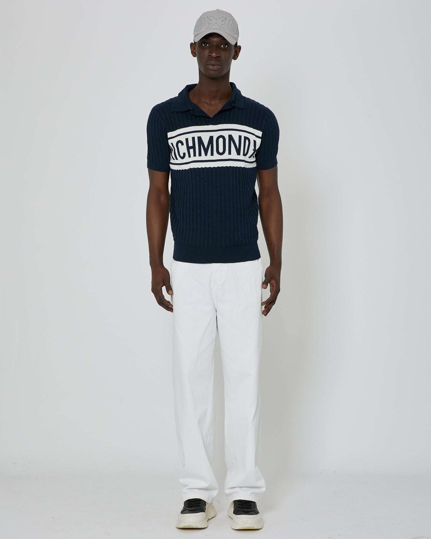 John Richmond Polo con logo bicolor sul davanti sconto