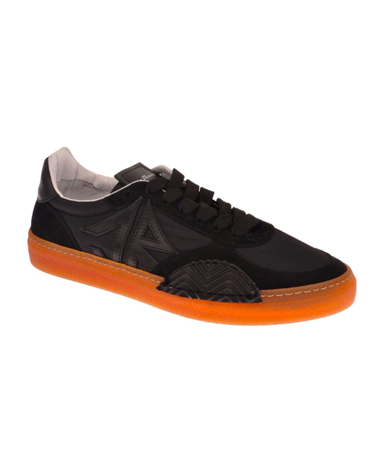 John Richmond Sneakers con logo "JR" ricamato laterale sconto